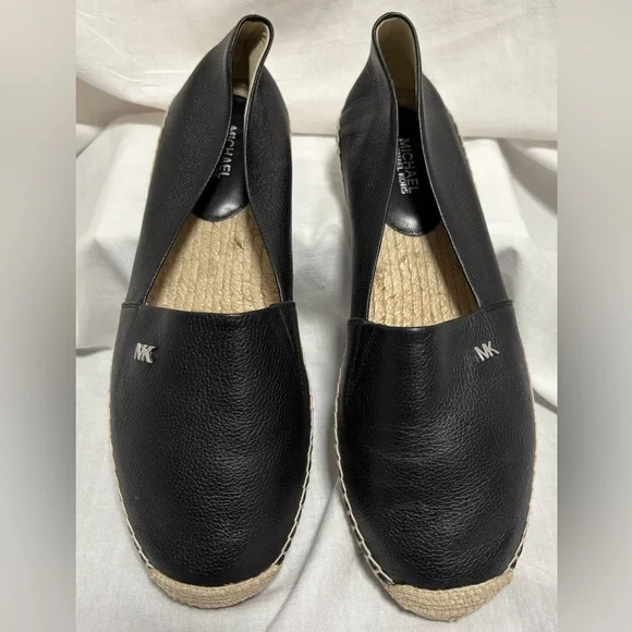 Michael Kors Black
Leather Espadrille
Slip-On Flats Size 9M - Picture 5 of 14